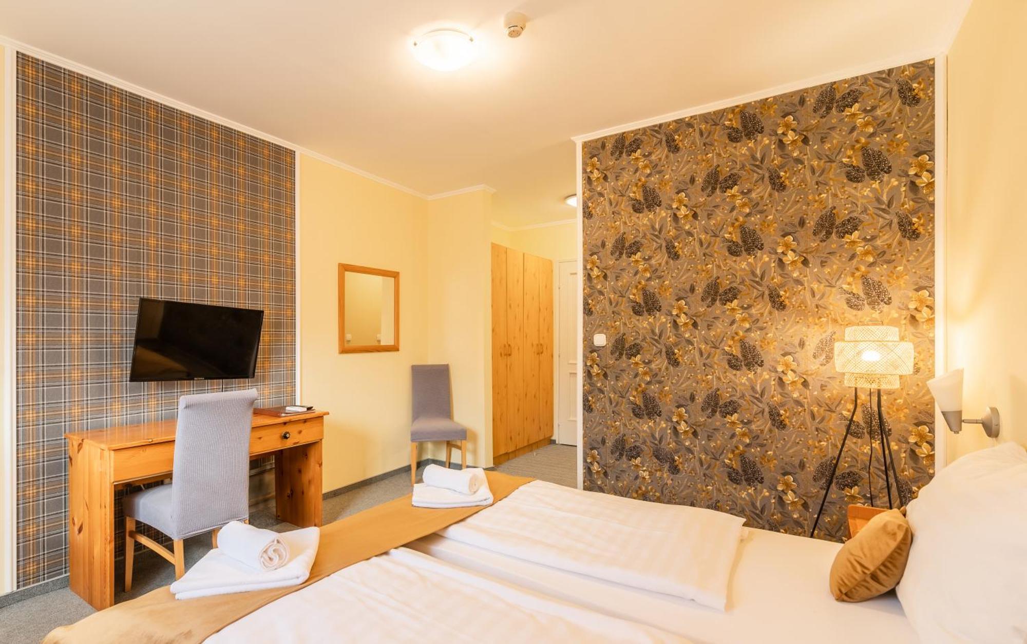 Regia Panzio Bed & Breakfast Halaszi Exterior photo