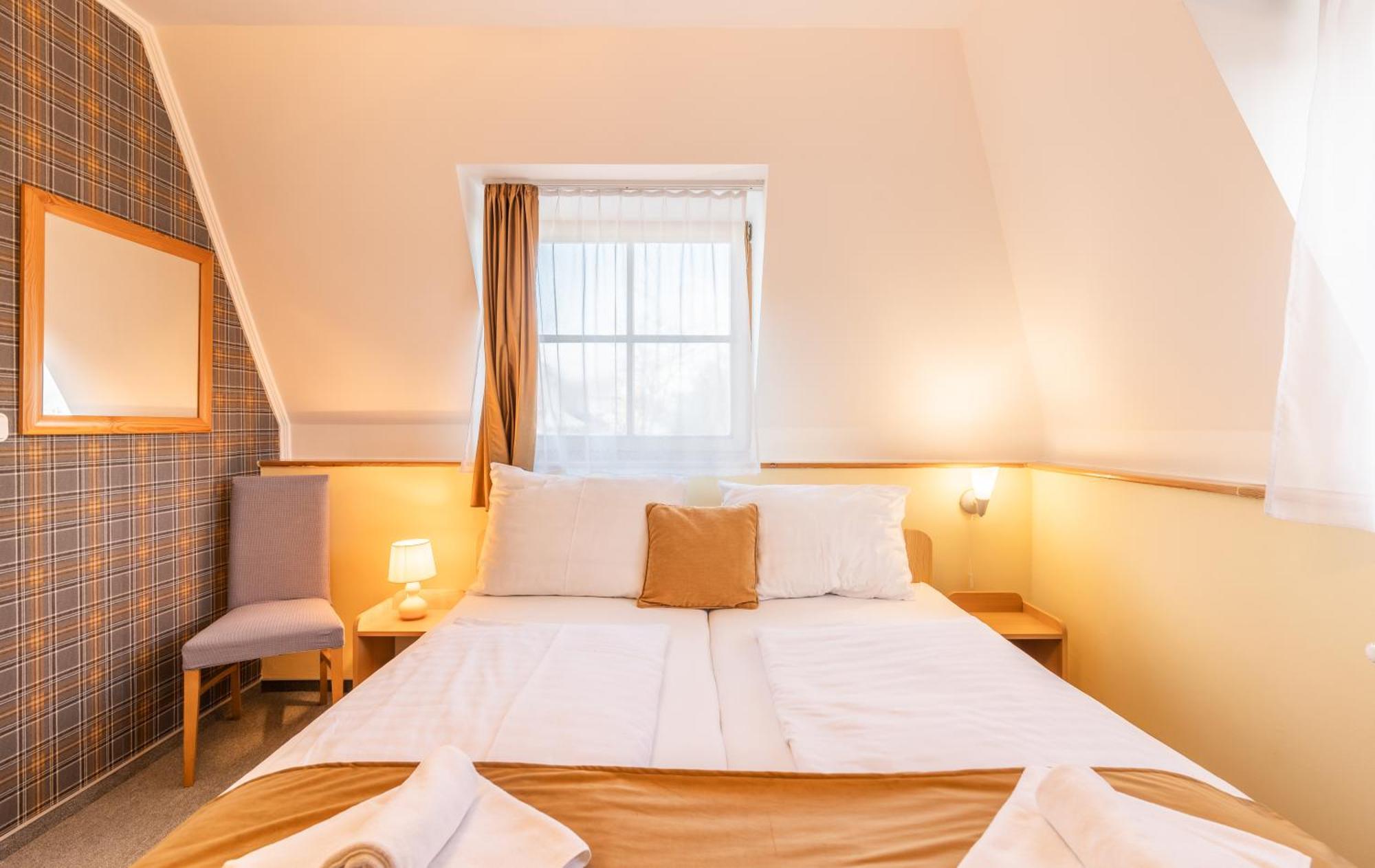 Regia Panzio Bed & Breakfast Halaszi Exterior photo